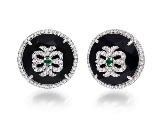 Ronde oorbellen met natuurlijke groene smaragden, onixen en echte diamanten - afbeelding 1 van  6