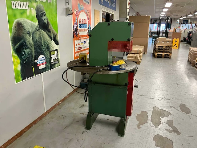 Ronde (revolver) stansmachine - afbeelding 6 van  11