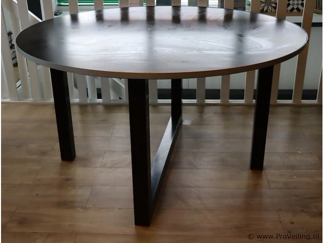 Ronde tafel - 150 cm - afbeelding 1 van  4