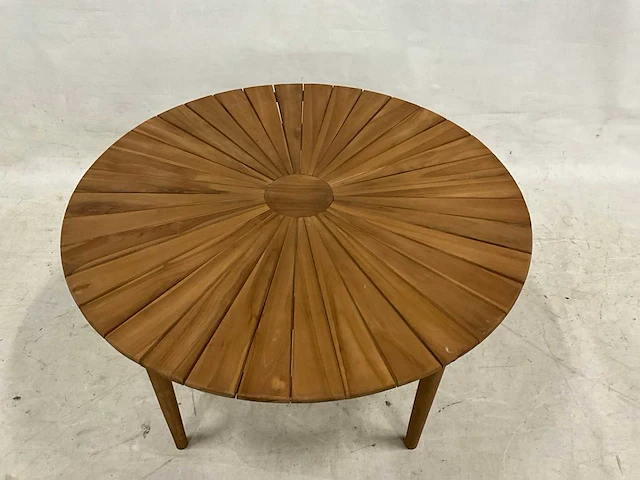 Ronde tuintafel 130 cm. - afbeelding 3 van  4