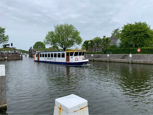 Rondvaartboot - afbeelding 18 van  24