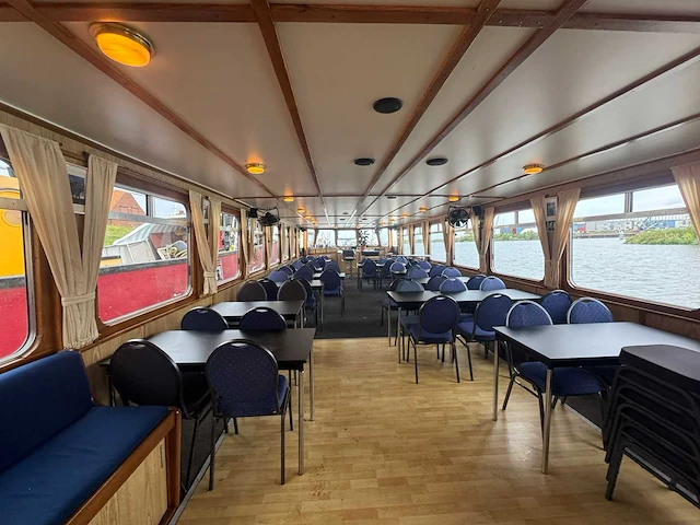 Rondvaartboot - afbeelding 22 van  24