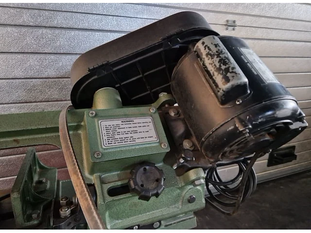 Rong fu rf-115 lintzaagmachine - afbeelding 6 van  9