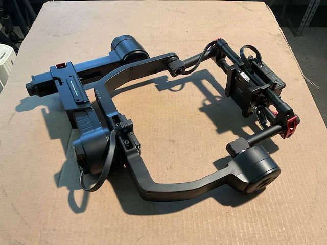 Ronin-m dji rm-6 camerastabilisator - afbeelding 3 van  5