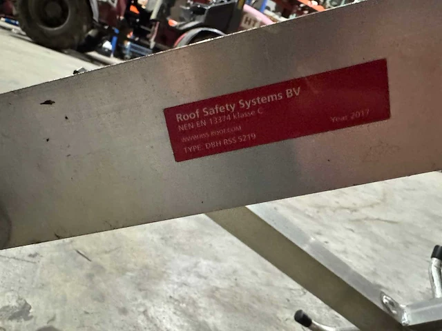 Roof safety systems dakrand beveiliging - afbeelding 9 van  9