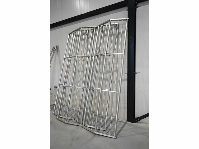 Roof safety systems dbh rss s219 5-delige aluminium dakrand beveiligingset - afbeelding 3 van  7