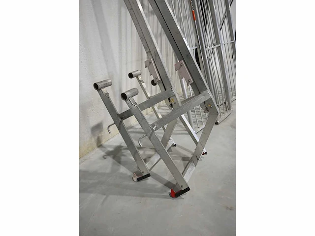 Roof safety systems dbh rss s219 5-delige aluminium dakrand beveiligingset - afbeelding 5 van  7