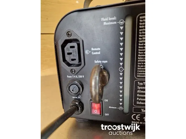 Rookmachine - afbeelding 5 van  5