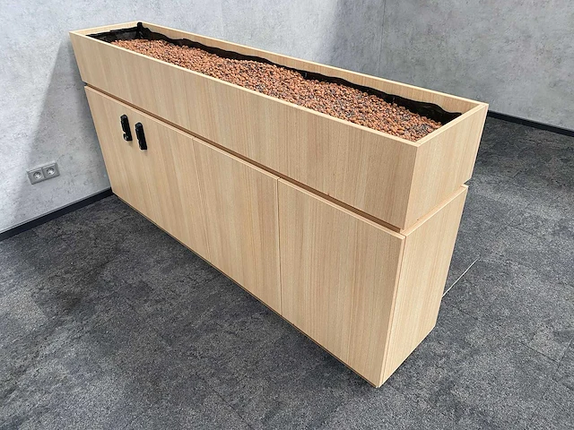 Roomdivider/ kast met plantenbak - afbeelding 8 van  13