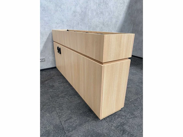 Roomdivider/ kast met plantenbak - afbeelding 9 van  13