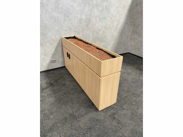 Roomdivider/ kast met plantenbak - afbeelding 7 van  13