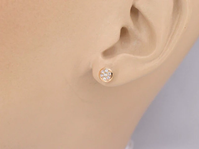 Rosé gouden oorbellen met diamanten - afbeelding 4 van  11
