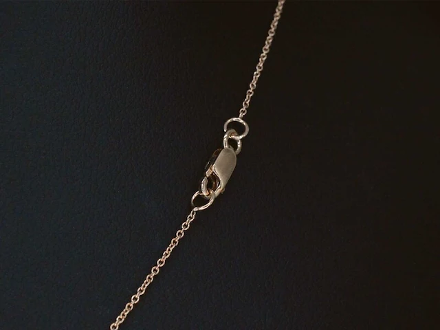 Rosegouden collier met diamanten hangers klaver vier - afbeelding 5 van  7