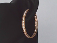 Rosegouden creolen met diamanten - afbeelding 4 van  10