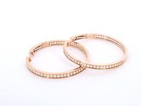 Rosegouden creolen met diamanten - afbeelding 7 van  10