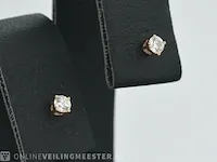 Rosegouden oorbellen met diamant - afbeelding 6 van  11