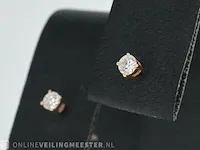 Rosegouden oorbellen met diamant - afbeelding 8 van  11