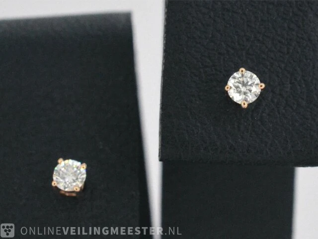Rosegouden oorbellen met diamant - afbeelding 4 van  10