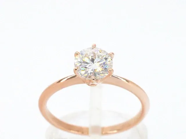 Rosegouden ring met een briljant geslepen diamanten van 1.00 carat - afbeelding 1 van  11