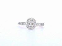 Rosegouden ring met natuurlijke baguette en briljant geslepen diamanten - afbeelding 1 van  10