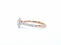 Rosegouden ring met natuurlijke baguette en briljant geslepen diamanten - afbeelding 8 van  10