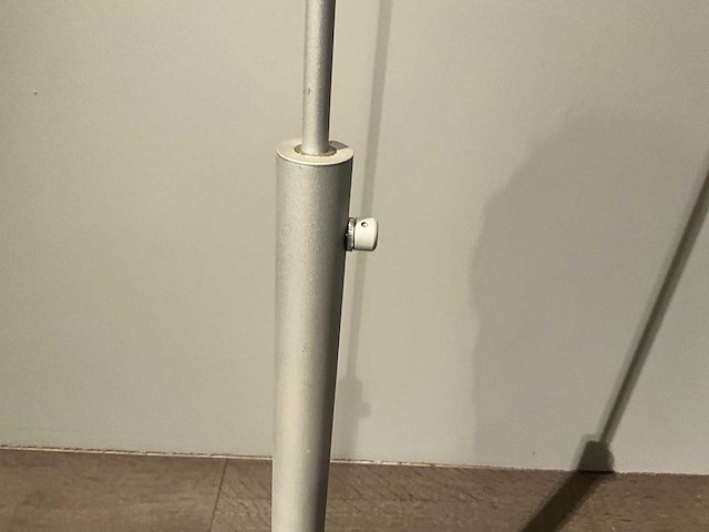 Rotalane vloerlamp - afbeelding 6 van  7