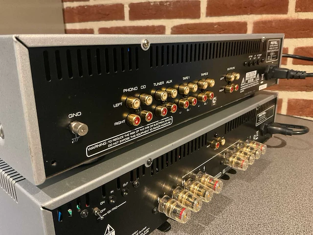 Rotel rc1550 voorversterker - afbeelding 4 van  8