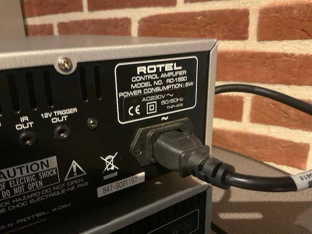 Rotel rc1550 voorversterker - afbeelding 6 van  8