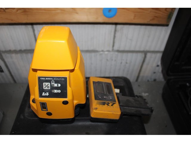 Roterend laser proshot l4 met ontvanger l7 in koffer. - afbeelding 2 van  5