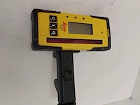 Roterende laser zelfstellend horizontaal leica, rugby 810, bouwjaar 2014 - afbeelding 5 van  7