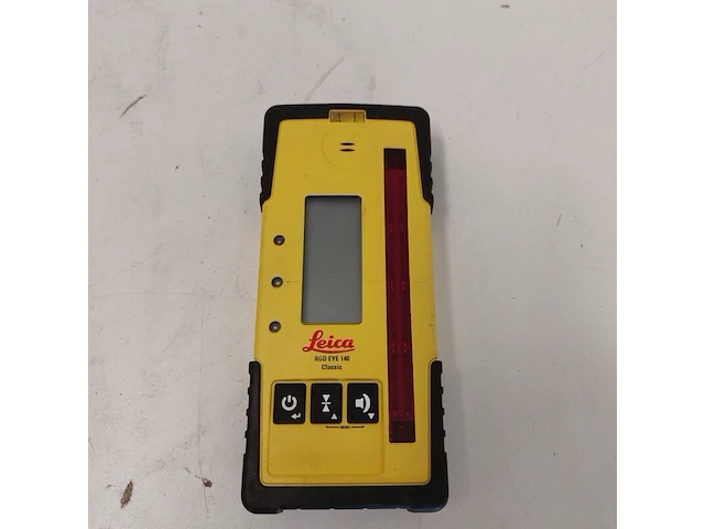 Roterende laser zelfstellend horizontaal leica, rugby 810, bouwjaar 2014 - afbeelding 6 van  8