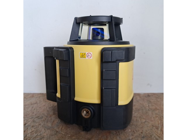 Roterende laser zelfstellend leica, rugby 840, bouwjaar 2015 - afbeelding 3 van  7
