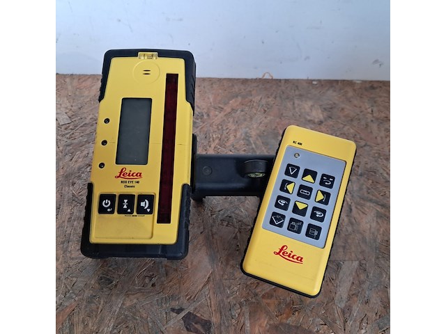 Roterende laser zelfstellend leica, rugby 840, bouwjaar 2015 - afbeelding 4 van  7