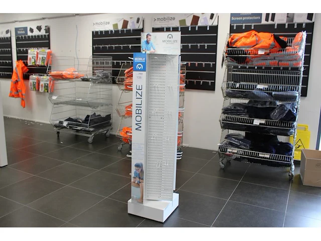 Roterende winkelstelling hoogte 153 cm - afbeelding 1 van  2