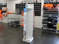 Roterende winkelstelling hoogte 153 cm - afbeelding 1 van  2