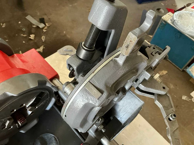 Rothenberger supertronic 2s draadsnijmachine - afbeelding 10 van  11