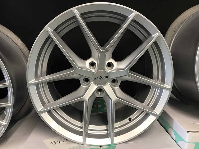 Rotiform-flg r133 aluminium velg (4x) - afbeelding 2 van  5