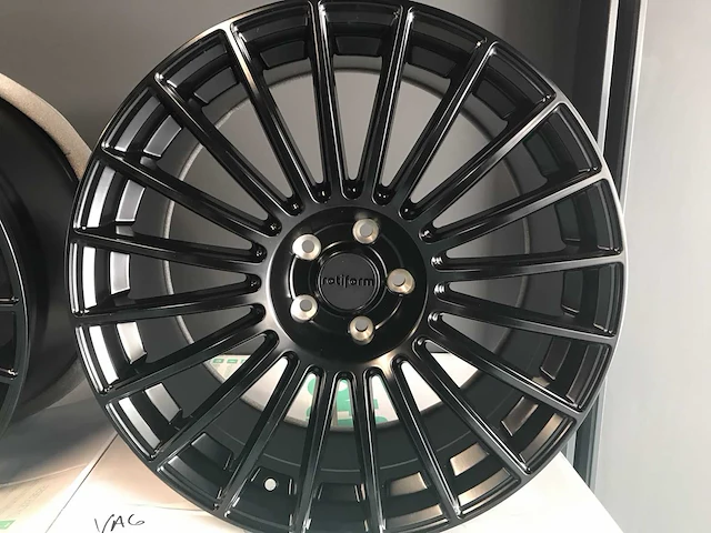 Rotiform r157 buc aluminium velg (4x) - afbeelding 2 van  5