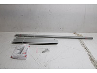 Roto origineel verduisterend rolgordijn zrv bijna volledige verduistering geleiderail zilver voor dakraam serie designo r4/r7 en classic 43/73 maat 065/118 | 06/11 grijs - afbeelding 3 van  3