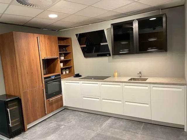 Rotpunkt - showroomkeuken - afbeelding 1 van  31