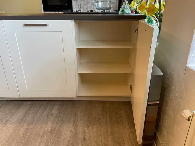 Rotpunkt - showroomkeuken - afbeelding 6 van  37