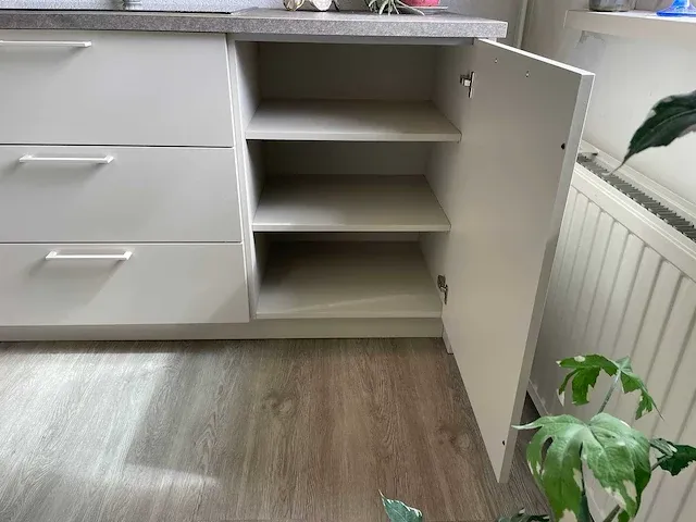 Rotpunkt - showroomkeuken - afbeelding 34 van  37