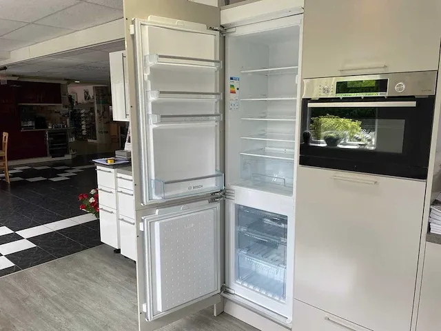 Rotpunkt - showroomkeuken - afbeelding 6 van  37