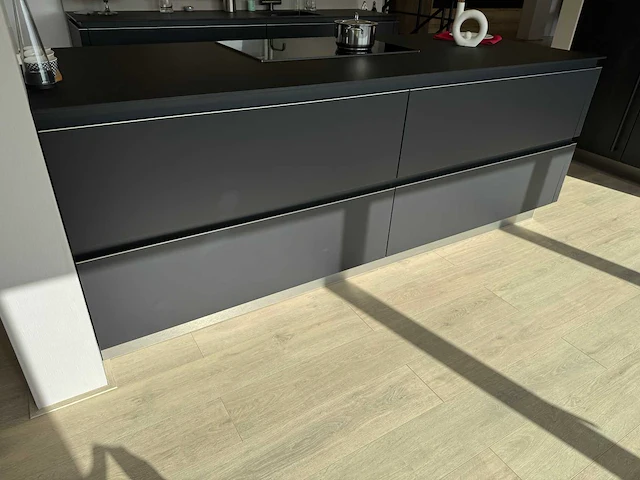 Rotpunkt - showroomkeuken - afbeelding 12 van  45