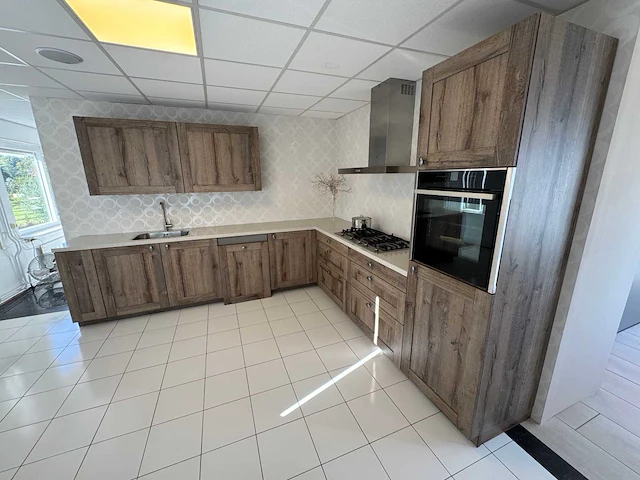Rotpunkt - showroomkeuken - afbeelding 1 van  48