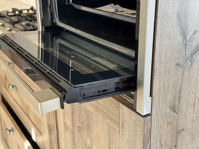 Rotpunkt - showroomkeuken - afbeelding 30 van  48