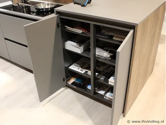 Rotpunkt eilandkeuken eettafel - afbeelding 15 van  51