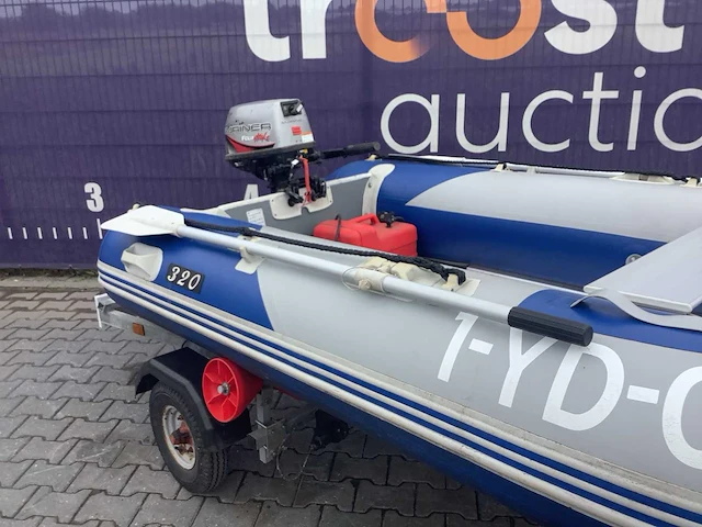 Roughneck 1-yd-009 rubberboot op trailer - afbeelding 10 van  11