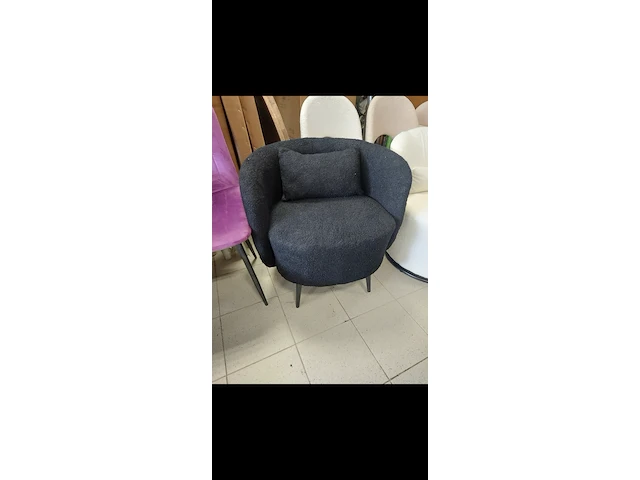 Round black teddy chair, 2025 - afbeelding 1 van  2