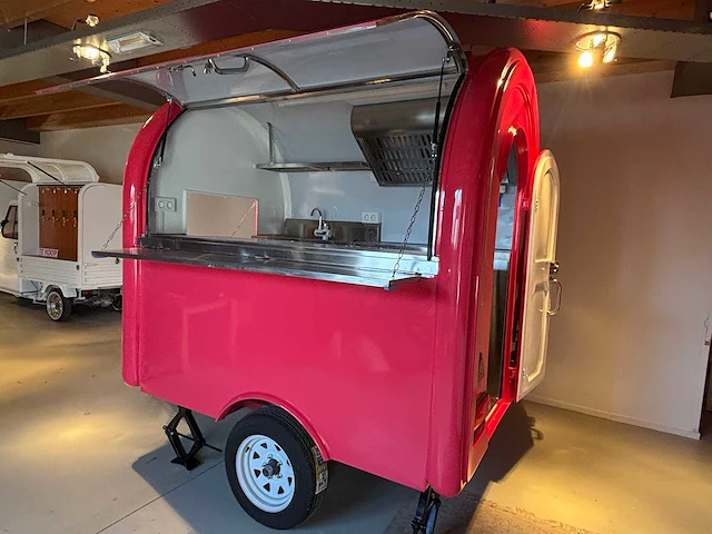 Roundtop - foodtruck - 2025 - afbeelding 2 van  28